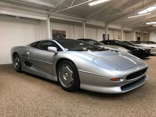 Jaguar XJ 220 1993 34265