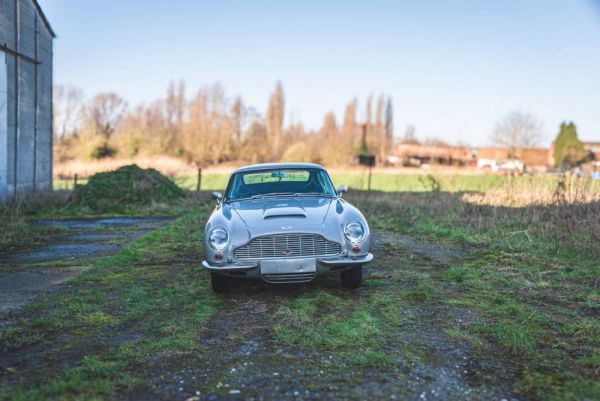 Aston Martin DB 6 1967