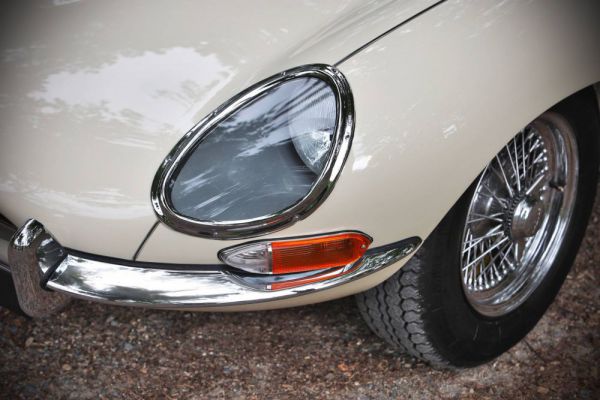 Jaguar E-Type 4.2 1965 34038