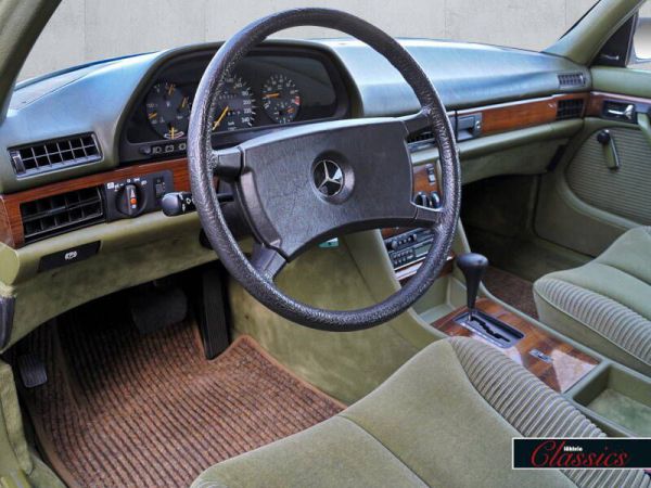 Mercedes-Benz 280 SE 1981 40632