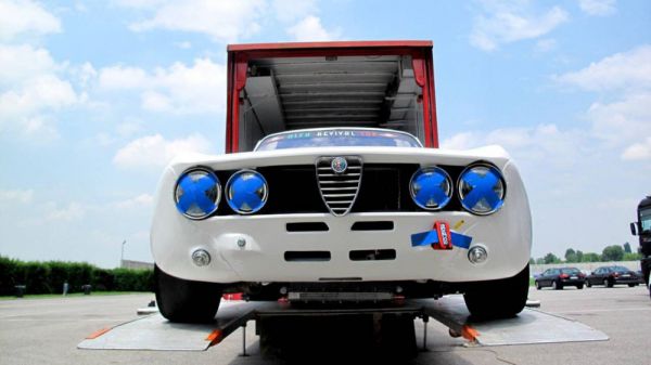 Alfa Romeo Giulia 1750 GT Am 1971 31888