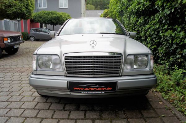 Mercedes-Benz E 200 1995 29948