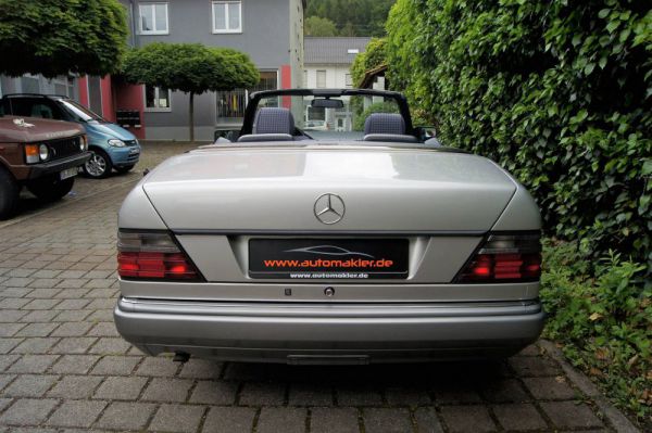 Mercedes-Benz E 200 1995 29955