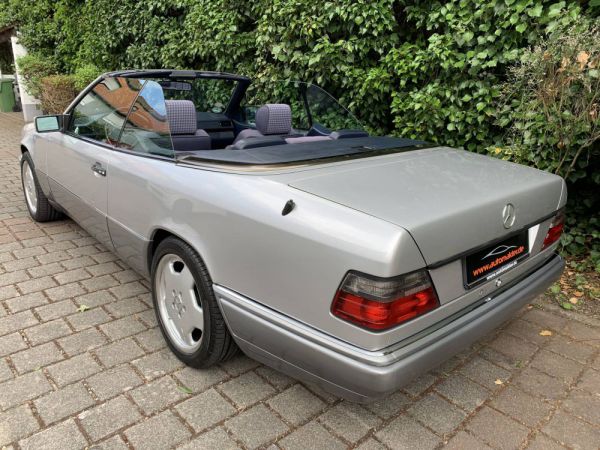 Mercedes-Benz E 200 1995 29956