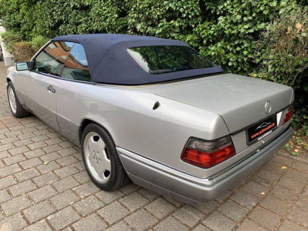 Mercedes-Benz E 200 1995 29957