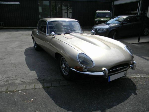 Jaguar E-Type (2+2) 1967 29359