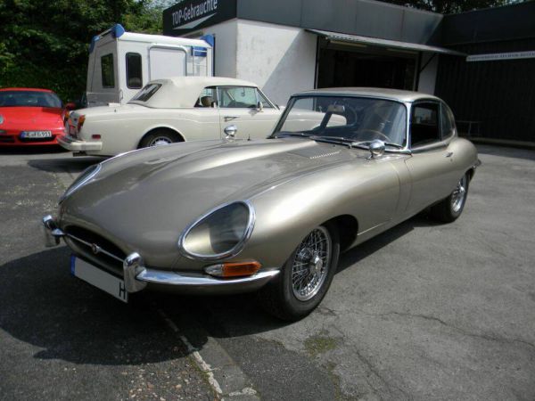 Jaguar E-Type (2+2) 1967 29360