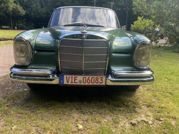 Mercedes-Benz 220 SE b 1965 29401