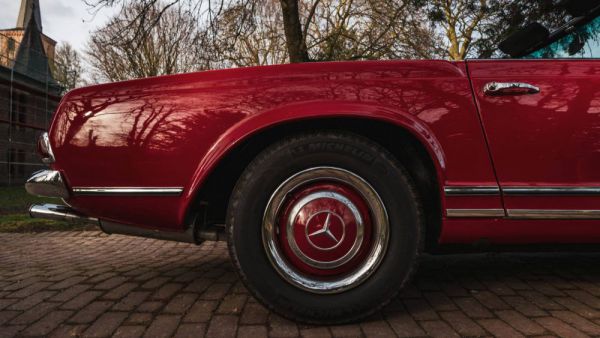 Mercedes-Benz 230 SL 1966 29487