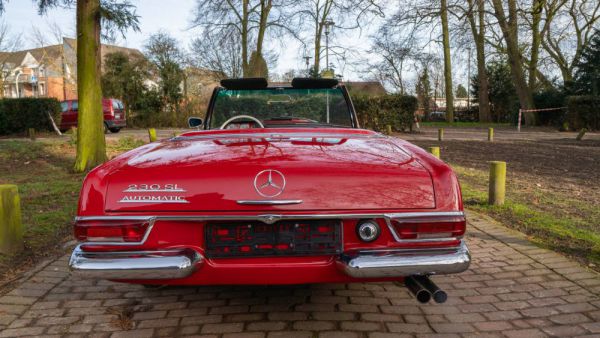 Mercedes-Benz 230 SL 1966 29490