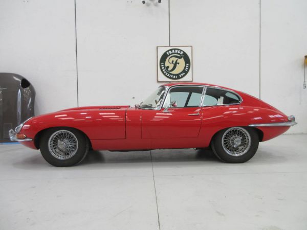 Jaguar E-Type 4.2 1966 29302