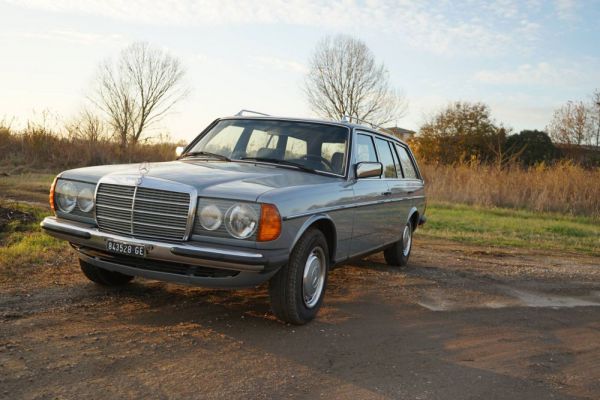 Mercedes-Benz 240 TD 1981 29347