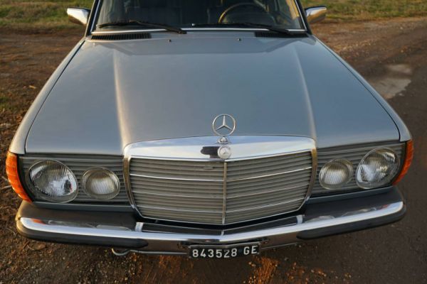 Mercedes-Benz 240 TD 1981 29355