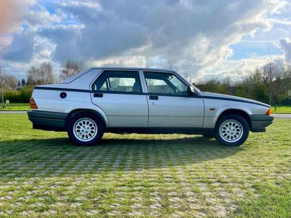 Alfa Romeo 75 1.6 1988 59284