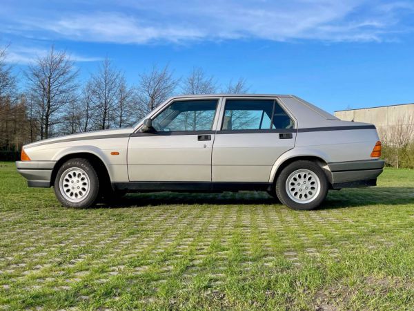 Alfa Romeo 75 1.6 1988 59287