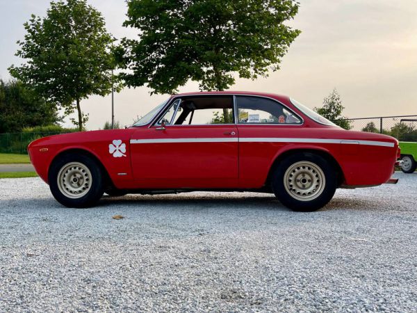 Alfa Romeo Giulia GTA 1300 Junior 1968 59651