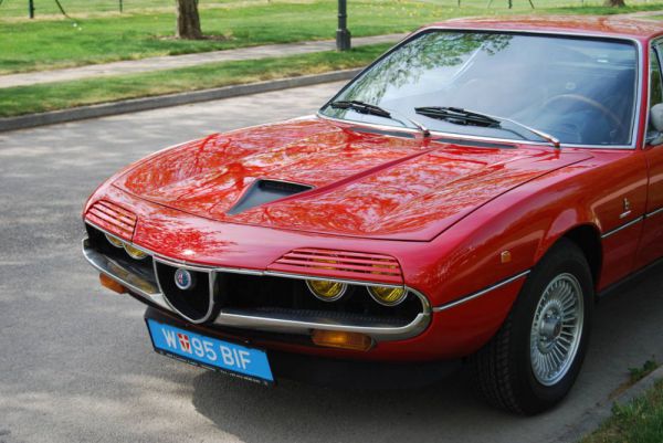 Alfa Romeo Montreal 1975 29151