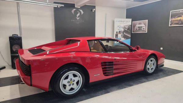 Ferrari Testarossa 1990 29129