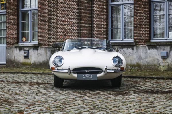 Jaguar E-Type 4.2 1966