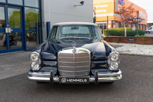 Mercedes-Benz 250 SE 1967 25541