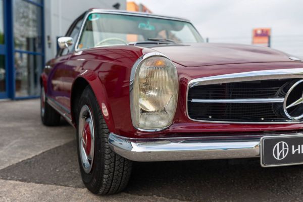 Mercedes-Benz 230 SL 1965 25567