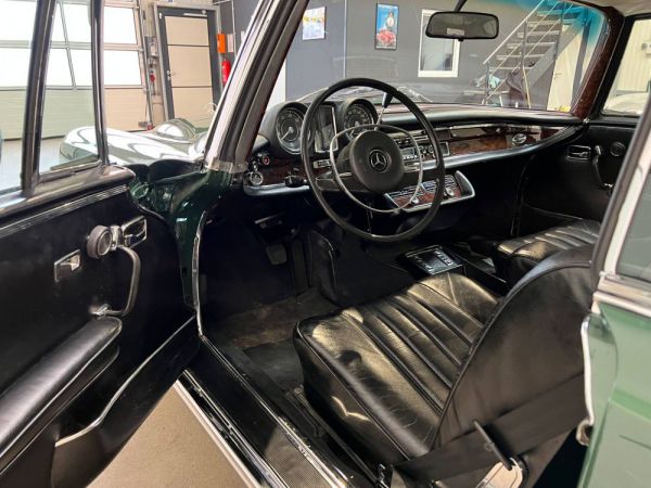 Mercedes-Benz 280 SE 3,5 1969 25484