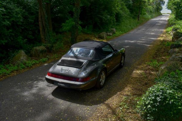 Porsche 911 Carrera 2 1992