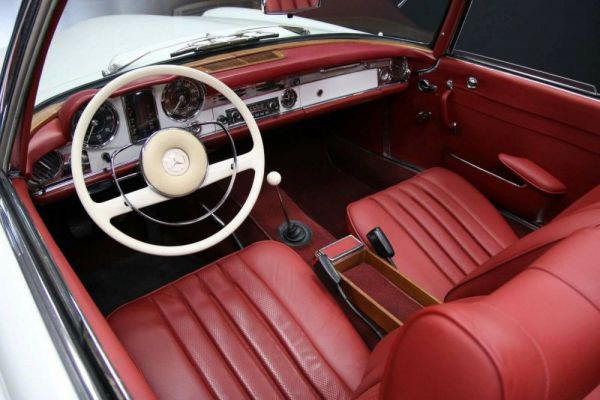 Mercedes-Benz 230 SL 1965 24165