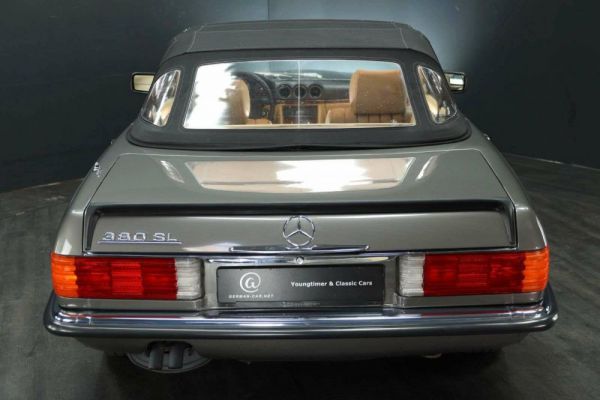 Mercedes-Benz 380 SL 1983 24318