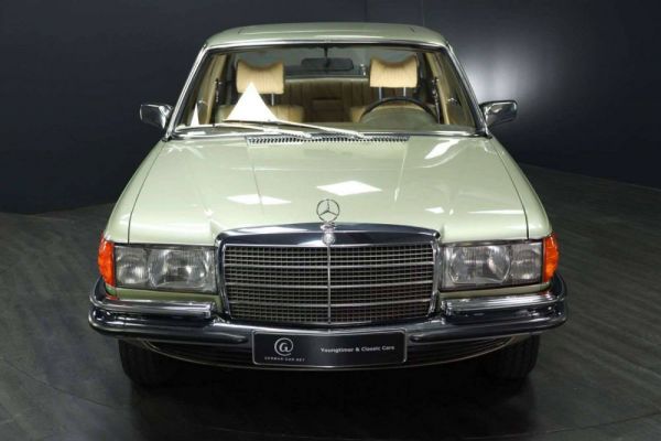 Mercedes-Benz 280 SE 1978 24517