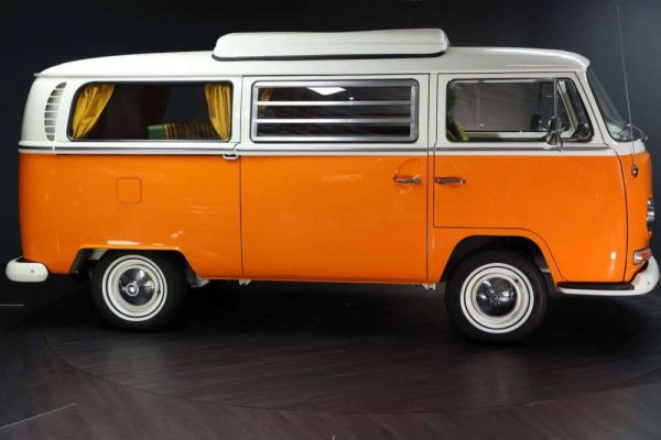 Volkswagen T2a Kombi 1969 65710