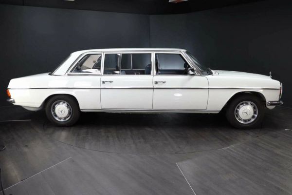 Mercedes-Benz 230 lang 1973 79253