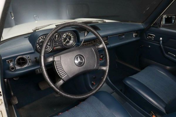 Mercedes-Benz 230 lang 1973 79258