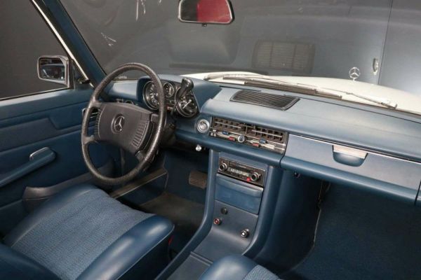 Mercedes-Benz 230 lang 1973 79262