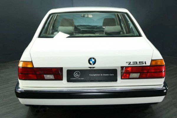 BMW 735i 1987 83371