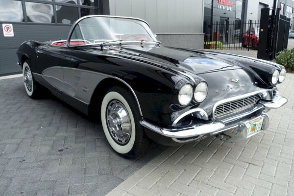 Chevrolet Corvette 1961 23889