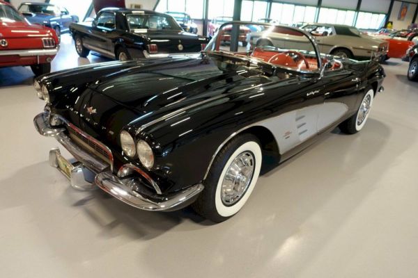 Chevrolet Corvette 1961 23891