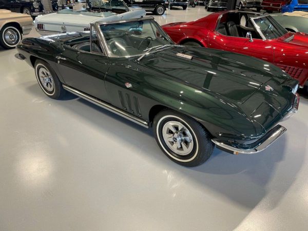 Chevrolet Corvette Sting Ray Convertible 1965