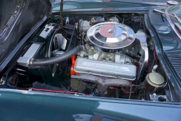 Chevrolet Corvette Sting Ray Convertible 1965 23913