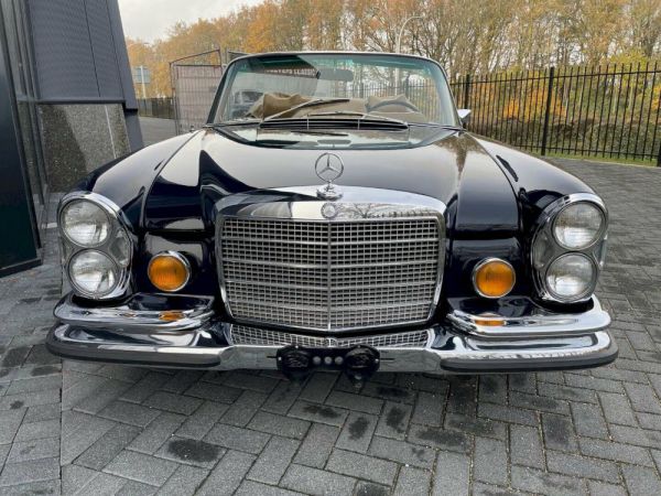 Mercedes-Benz 280 SE 1970 23918