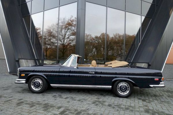 Mercedes-Benz 280 SE 1970 23923