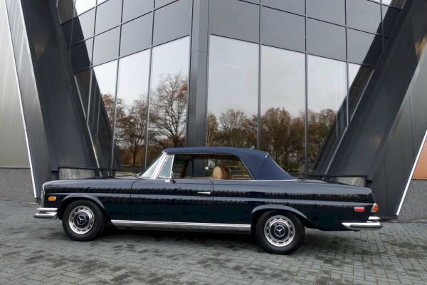 Mercedes-Benz 280 SE 1970 23924