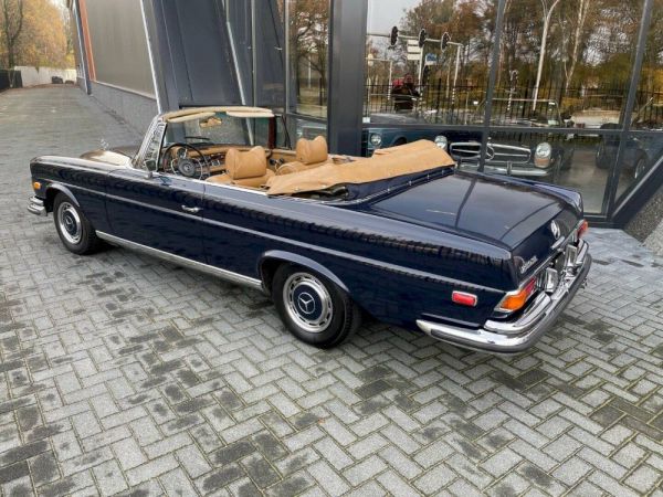 Mercedes-Benz 280 SE 1970 23927