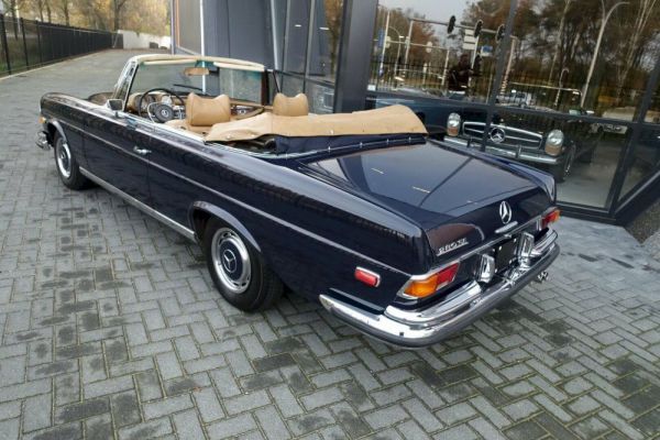 Mercedes-Benz 280 SE 1970 23929