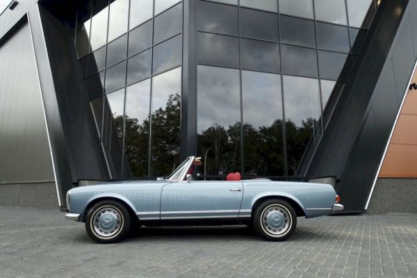 Mercedes-Benz 280 SL 1968 23961