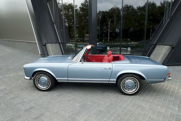 Mercedes-Benz 280 SL 1968 23962