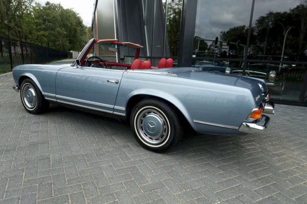 Mercedes-Benz 280 SL 1968 23963