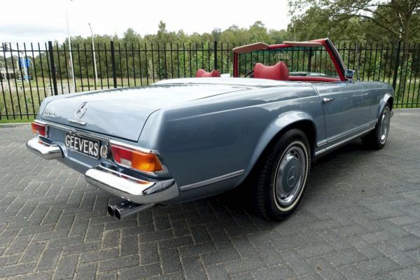 Mercedes-Benz 280 SL 1968 23964