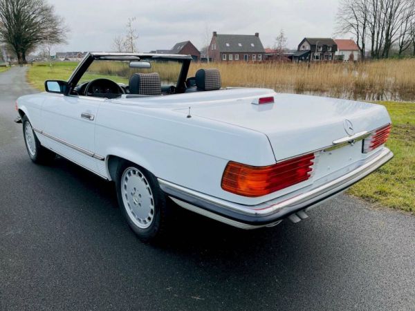 Mercedes-Benz 300 SL 1986 23996