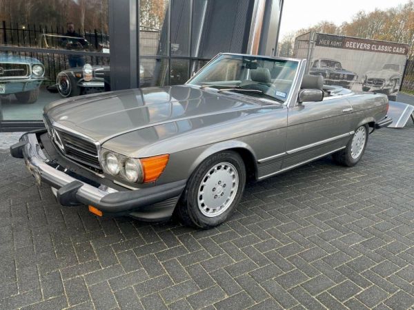 Mercedes-Benz 500 SL 1983 24002